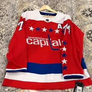 JOHN CARLSON SIGNED WASHINGTON CAPITALS ALTERNATE ADIDAS JERSEY